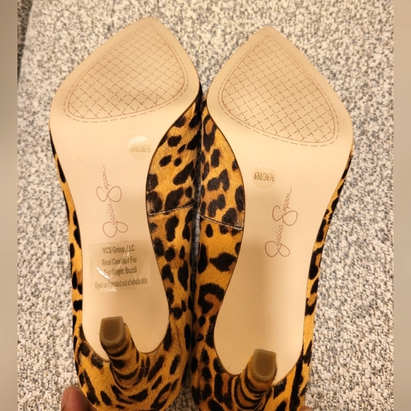 Jessica Simpson | Tanysha2 | Leopard Print | Calf Hair | Pointed Heel | Size 6 M - Picture 9 of 9
